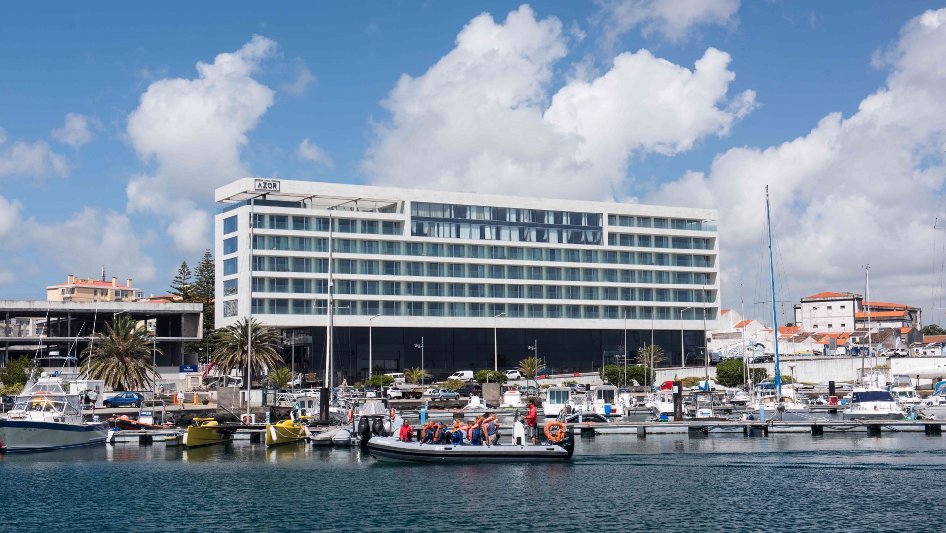 Azor Hotel