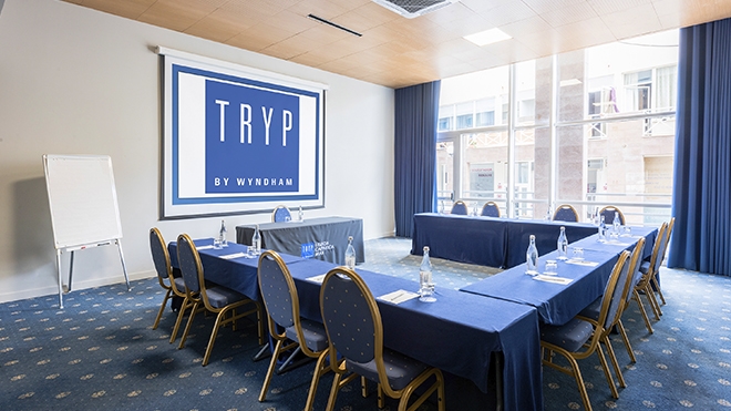 Hotel TRYP Lisboa Caparica Mar