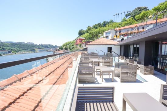 NEYA Porto Hotel