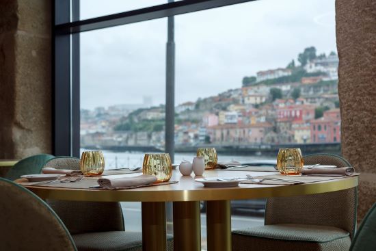 NEYA Porto Hotel