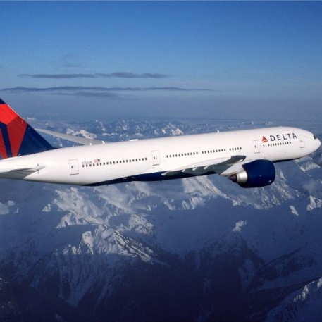 Delta Airlines connects the Azores to New York and Lisbon to Atlanta