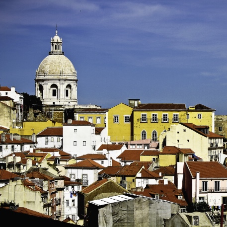 Five star hotels' average price in Lisbon higher than 200 euros