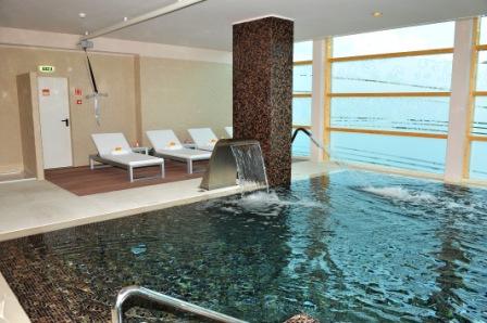 Axis Porto Hotel